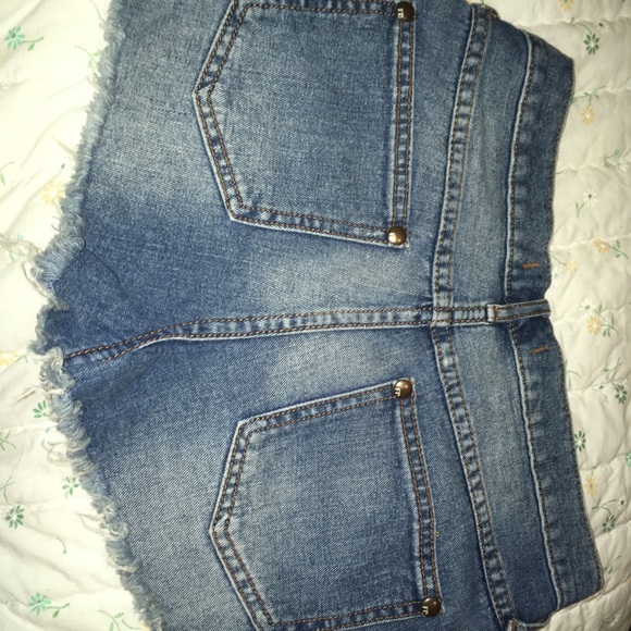 Free People denim shorts - Picture 2 of 2